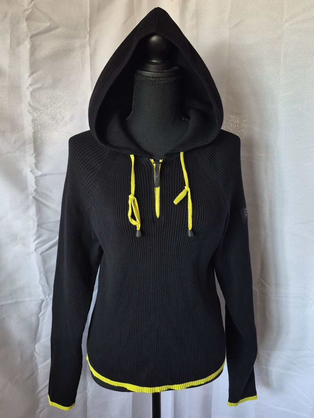 DKNY Jeans Black Ribbed Sweater Hoodie Sz XL Yellow Trim Drawstring Logo